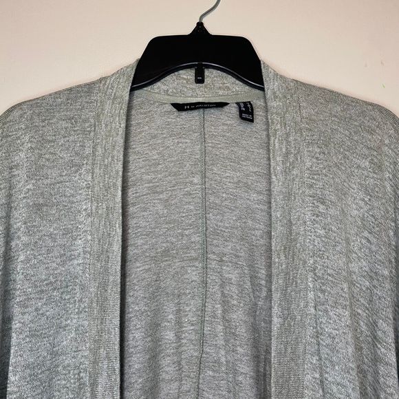 H BY HALSTON woman's size medium M open cardigan soft stretch gray kimono top - Picture 4 of 11